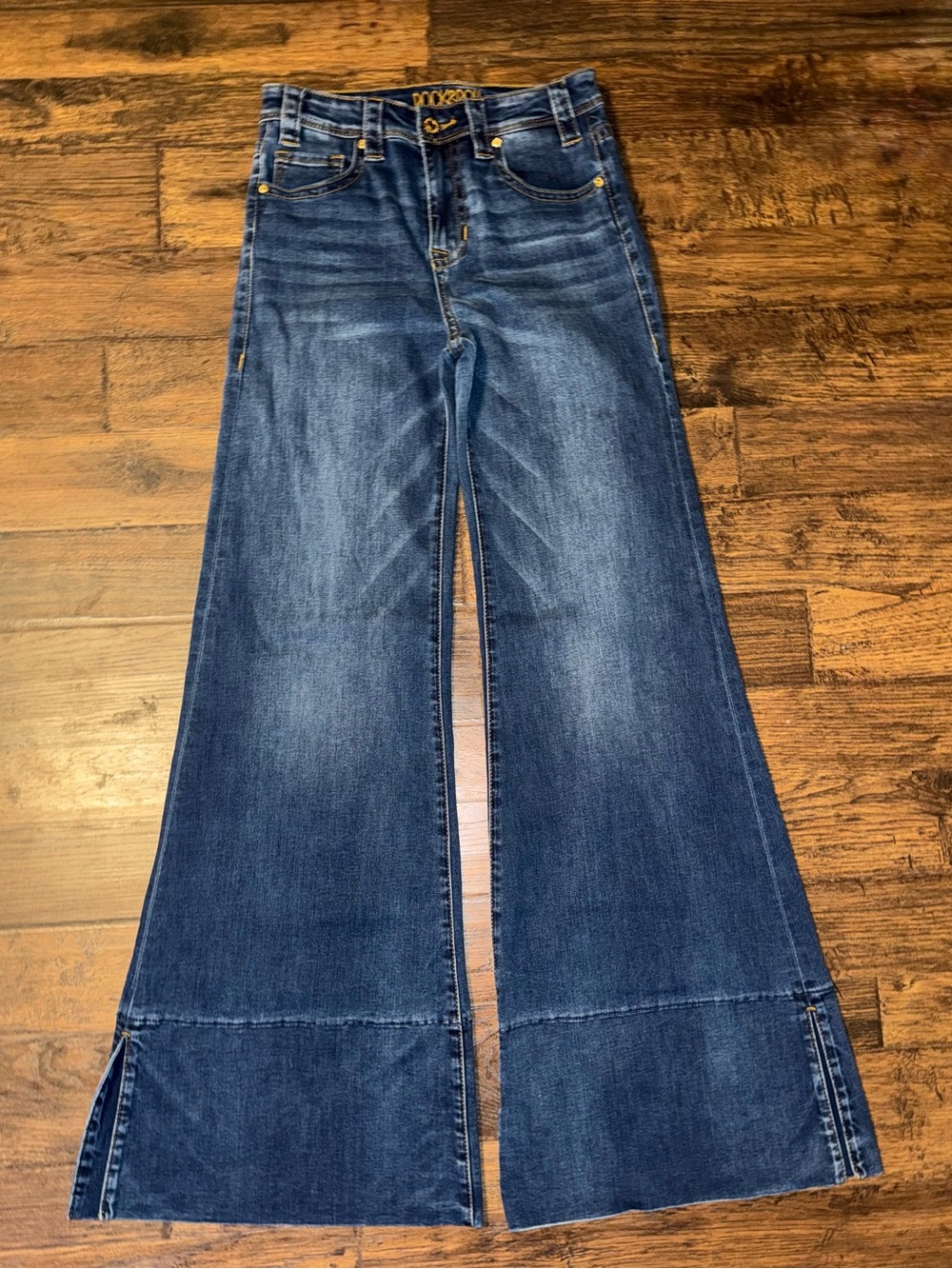 Rock And Roll Cowgirl Bell Bottom Flare Jeans Size 26" Brand New